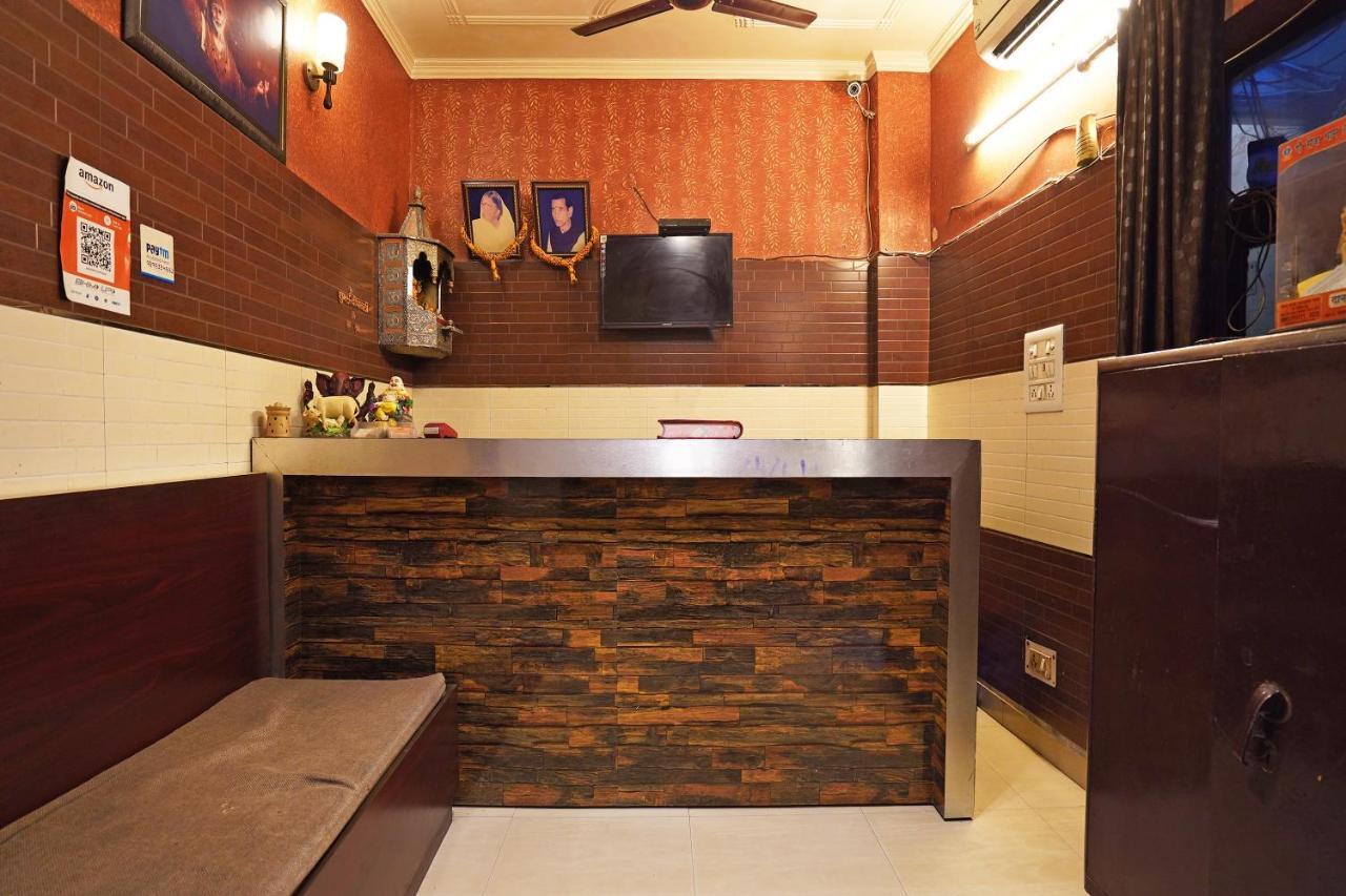 Hotel O Shri Sai Guest House Dillí Exteriér fotografie